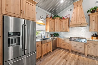 Nearly new 3BR/2.5BA coastal home in Bay St. Louis with stunning - photo 21
