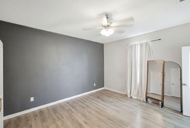 Welcome to this spacious 4-bedroom, 2-bathroom townhome built in - photo 20