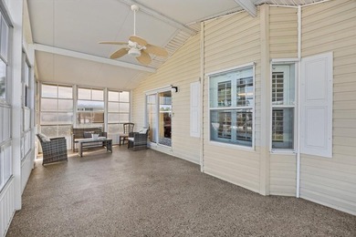 Charming Beachcomber model offering 2 spacious bedrooms, 2 baths - photo 28