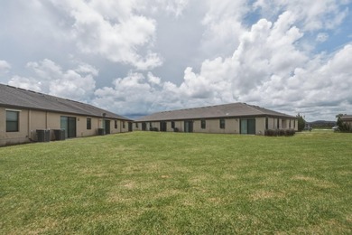 Welcome to this spacious 4-bedroom, 2-bathroom townhome built in - photo 37