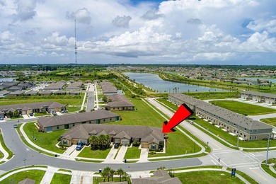 Welcome to this spacious 4-bedroom, 2-bathroom townhome built in - photo 39