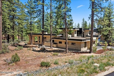Experience elevated mountain living in this exceptional Mountain - photo 40