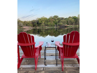 Lakefront Retreat on Inks Lake - Turnkey Investment Opportunity - photo 1