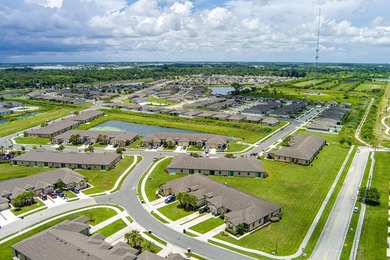 Welcome to this spacious 4-bedroom, 2-bathroom townhome built in - photo 41