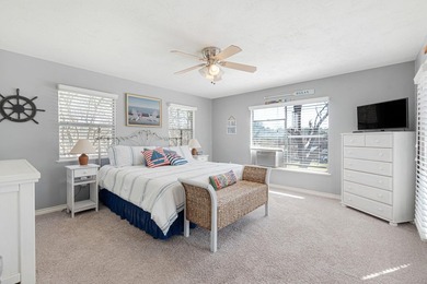 Lakefront Retreat on Inks Lake - Turnkey Investment Opportunity - photo 6