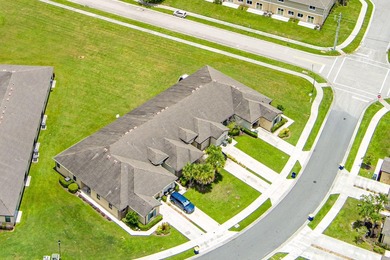 Welcome to this spacious 4-bedroom, 2-bathroom townhome built in - photo 49