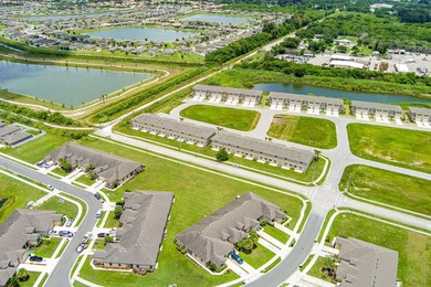 Welcome to this spacious 4-bedroom, 2-bathroom townhome built in - photo 50