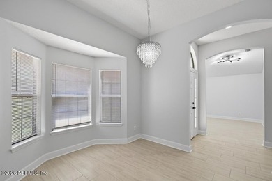 Welcome to this beautifully renovated 3-bedroom, 2-bath home - photo 11