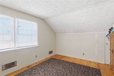 Welcome to 135 Glen Ellyn Way, a beautifully updated home - photo 12