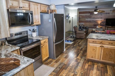 ALL BRICK HOME! Situated on a quiet cul-de-sac street with - photo 15