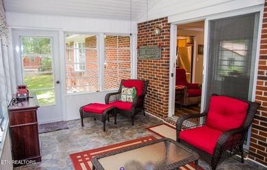 ALL BRICK HOME! Situated on a quiet cul-de-sac street with - photo 24