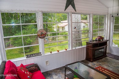 ALL BRICK HOME! Situated on a quiet cul-de-sac street with - photo 27