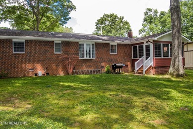 ALL BRICK HOME! Situated on a quiet cul-de-sac street with - photo 32