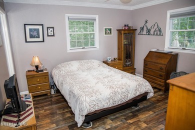 ALL BRICK HOME! Situated on a quiet cul-de-sac street with - photo 34