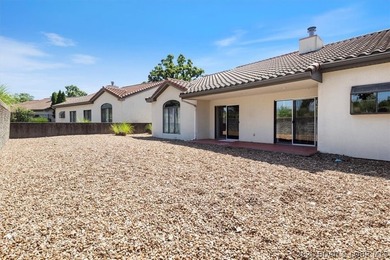 Updated, turnkey, and fully furnished, this beautifully - photo 35