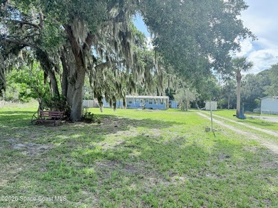 One acre of prime land located close to 520 and directly across - photo 1