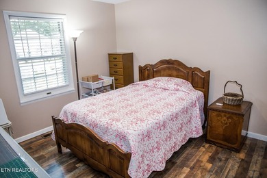 ALL BRICK HOME! Situated on a quiet cul-de-sac street with - photo 45
