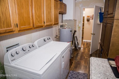 ALL BRICK HOME! Situated on a quiet cul-de-sac street with - photo 48