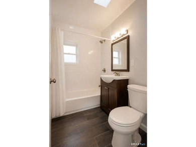 Stunning, renovated side-by-side duplex on a quiet cul-de-sac in - photo 6