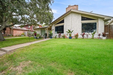 Welcome to 1504 Skyline Drive, a well-maintained 3-bedroom - photo 2