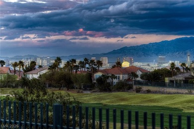 Breathtaking Las Vegas Strip views and sweeping golf course - photo 6
