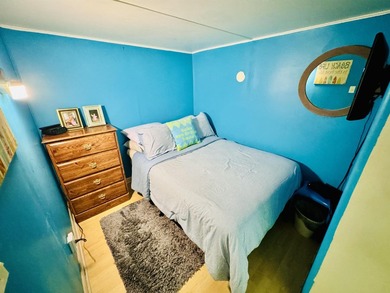 WELL BUILT 2 BED/1 AND A HALF BATH BEACH BUNGALOW WITH - photo 25