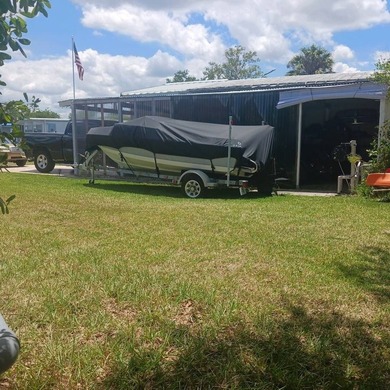 Lovely 1979 double wide (26x44) manufactured home located in the - photo 3