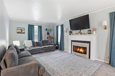 Charming Colonial offering 1,400 sq. ft. in the desirable East - photo 6