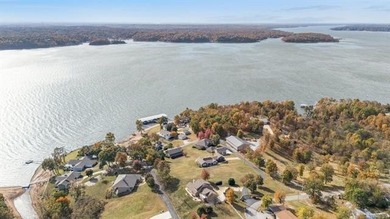 Fantastic property with a lot of thoughtful features! The - photo 12