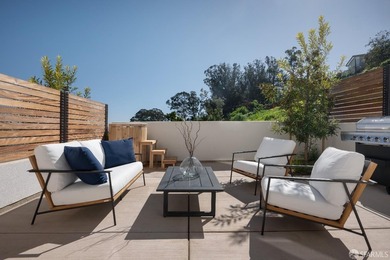 The Residences at Yerba Buena Island offer a rare opportunity to - photo 16