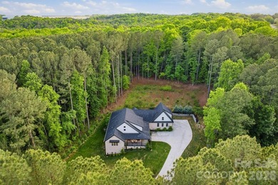 Welcome to this stunning custom built home in the prestigious - photo 38