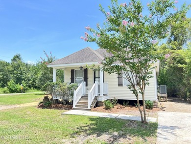 Well-maintained 3-bedroom, 2-bath home located on beautiful Jeff - photo 17