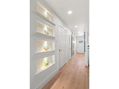 Welcome to 15317 Bonasse Ct. #1606, a beautifully renovated - photo 4