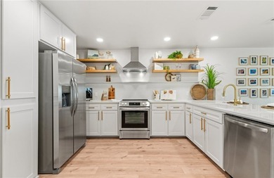 Welcome to 15317 Bonasse Ct. #1606, a beautifully renovated - photo 5