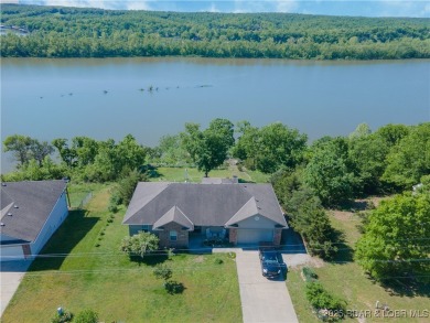 Lake Home For Sale in Warsaw, Missouri
