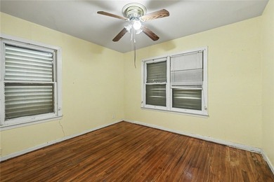 Welcome Home to this charming Two bedroom, One Bathroom Home- - photo 10