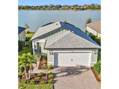 (private lake, pond, coastal) Home For Sale in Sarasota Florida