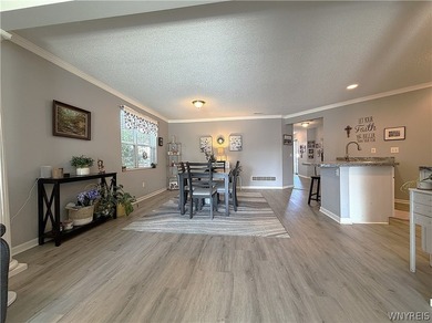 Welcome home to this beautifully maintained, move-in ready - photo 13