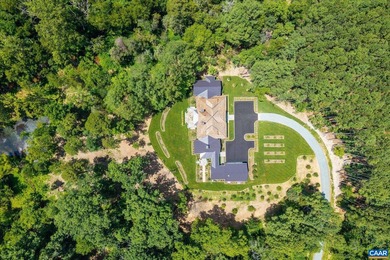 Keswick Springs | Set on five acres blending manicured gardens - photo 14