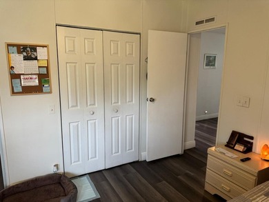Excellent Manufactured Modular Mobile Home. The house is located - photo 18