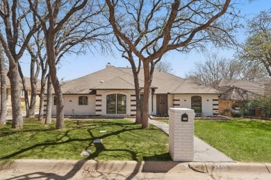 Lake Home For Sale in Arlington, Texas