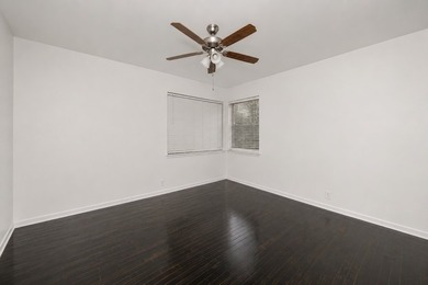 Welcome to 4028 Shawnee Trail-a home that gives you the space - photo 12