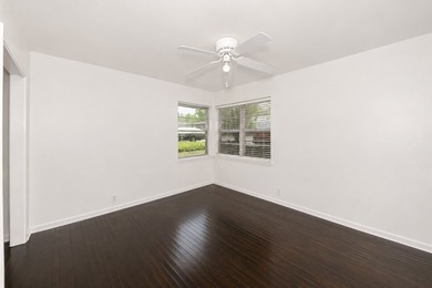 Welcome to 4028 Shawnee Trail-a home that gives you the space - photo 16