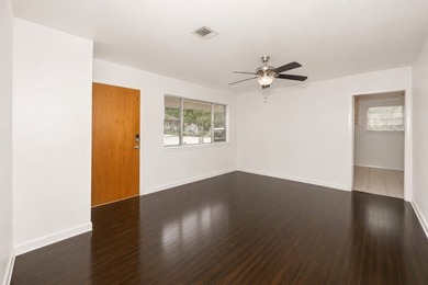 Welcome to 4028 Shawnee Trail-a home that gives you the space - photo 19