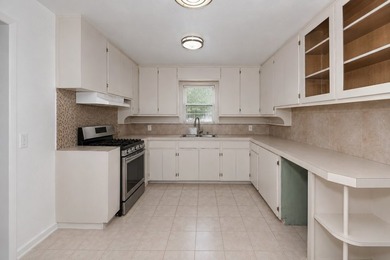 Welcome to 4028 Shawnee Trail-a home that gives you the space - photo 23