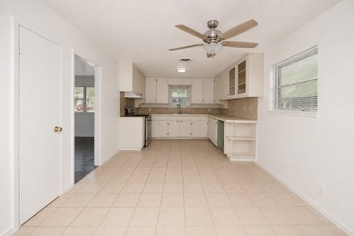 Welcome to 4028 Shawnee Trail-a home that gives you the space - photo 26