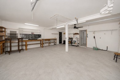 Welcome to 4028 Shawnee Trail-a home that gives you the space - photo 31