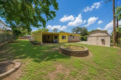 Welcome to 4028 Shawnee Trail-a home that gives you the space - photo 36
