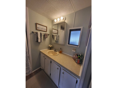 BEAUTIFULLY MAINTAINED MOVE IN READY HOME is a must see to - photo 6