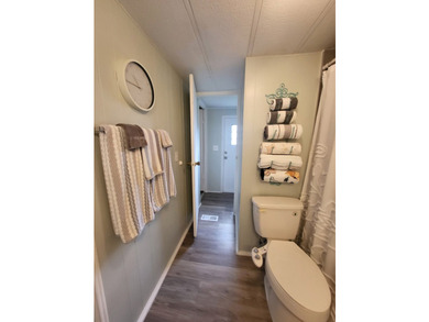 BEAUTIFULLY MAINTAINED MOVE IN READY HOME is a must see to - photo 8